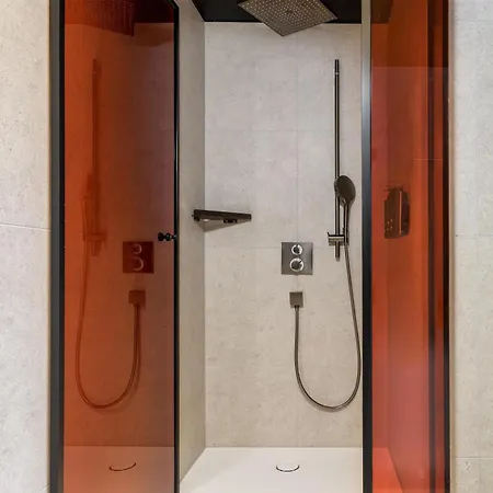 Radisson Red 4*