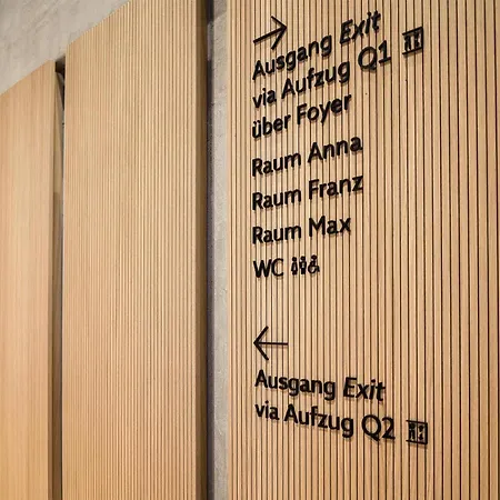 Radisson Red فندق 4*